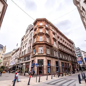 https://2b-hostel.inbudapesthotels.com