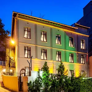 https://element-garden.istanbul-turkeyhotels.com