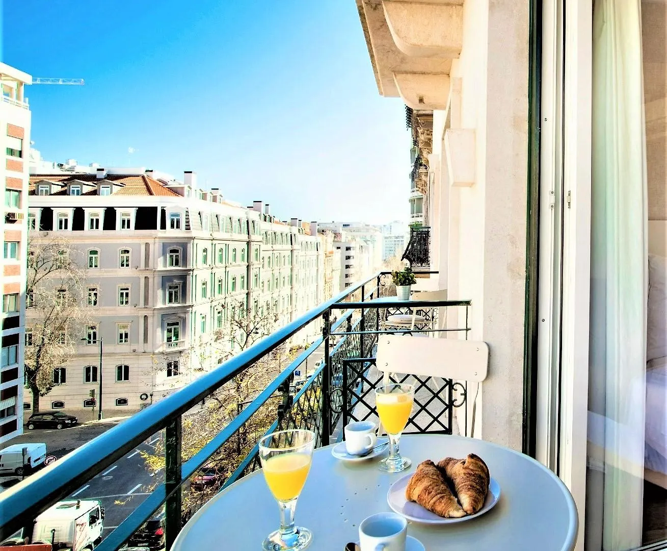 Lx51 Studios & Suites By Apt Iin - Lisbon Center