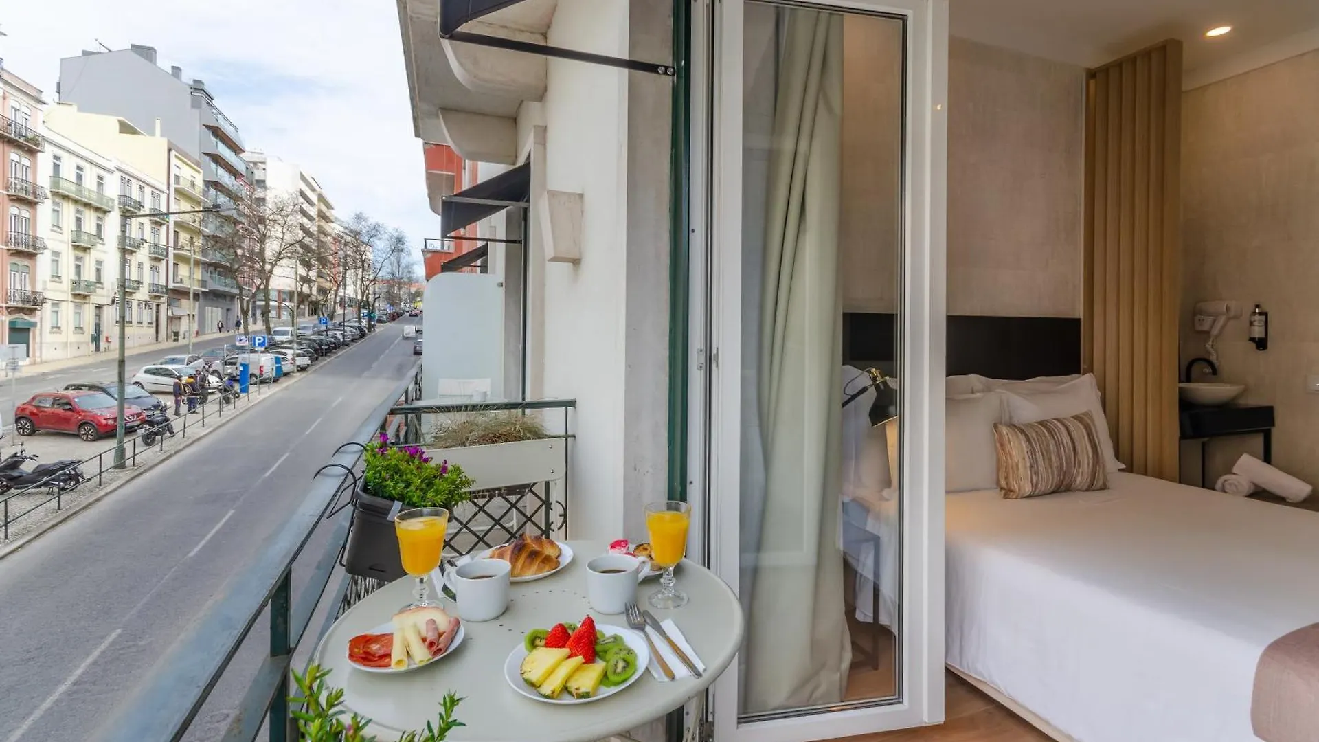 Lx51 Studios & Suites By Apt Iin - Lisbon Center Португалия