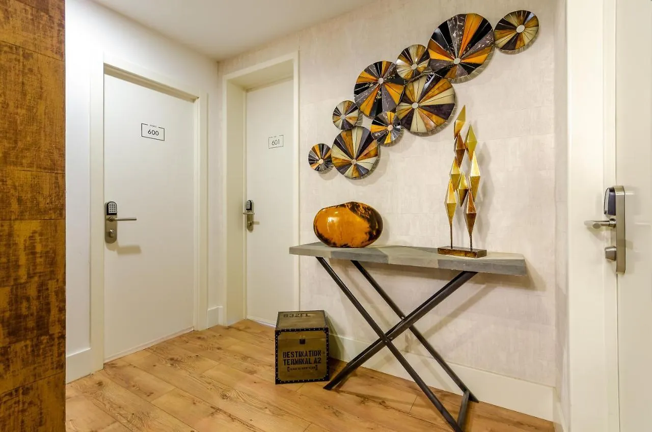 Lx51 Studios & Suites By Apt Iin - Lisbon Center